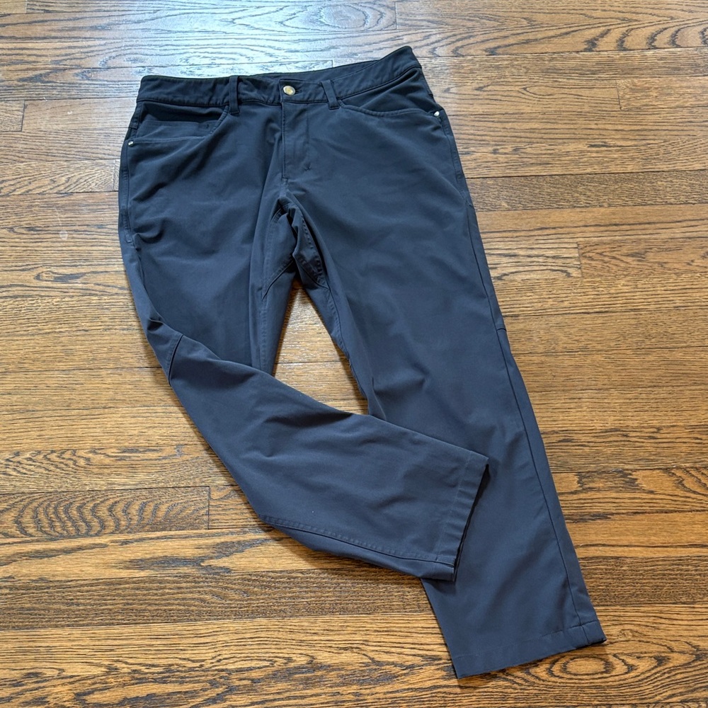 Lululemon Men's Performance ABC Stretch Pants, 31 x27